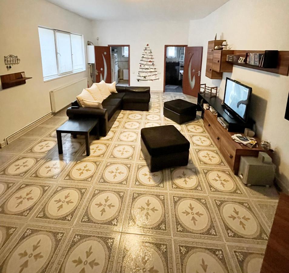 Mosaico Alfetta Hostel Тимишоара Екстериор снимка