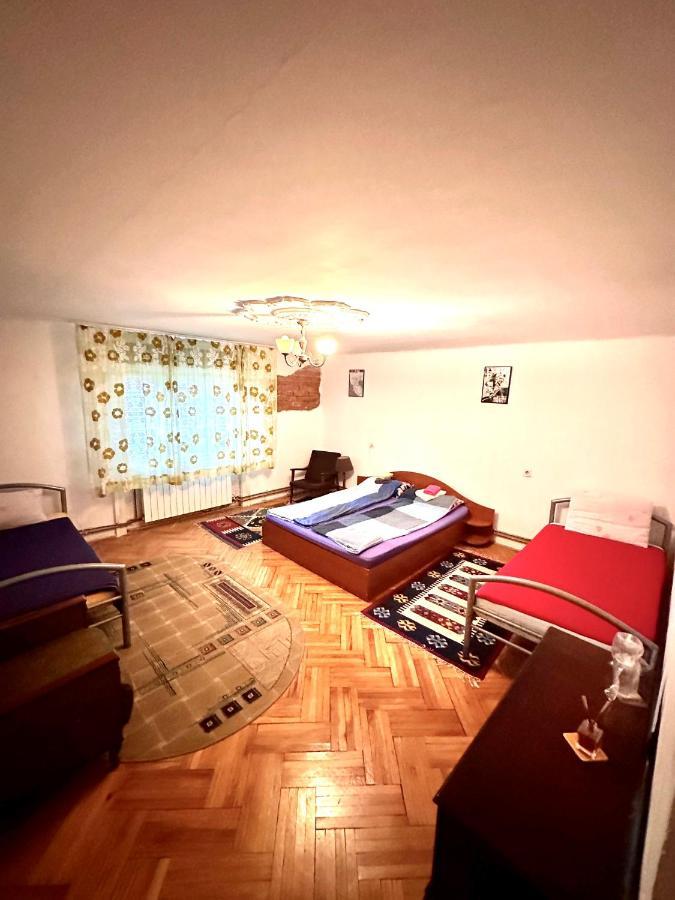 Mosaico Alfetta Hostel Тимишоара Екстериор снимка