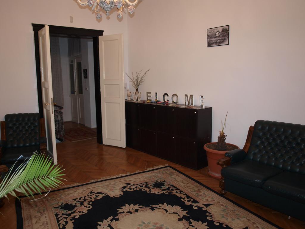 Mosaico Alfetta Hostel Тимишоара Екстериор снимка