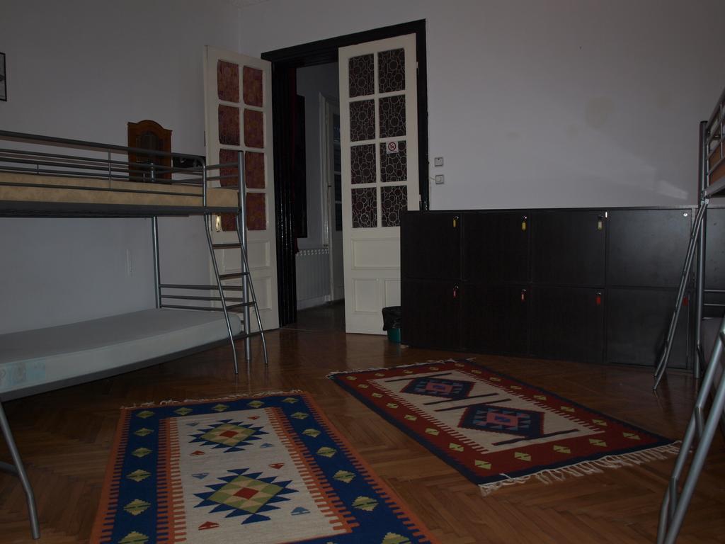 Mosaico Alfetta Hostel Тимишоара Екстериор снимка